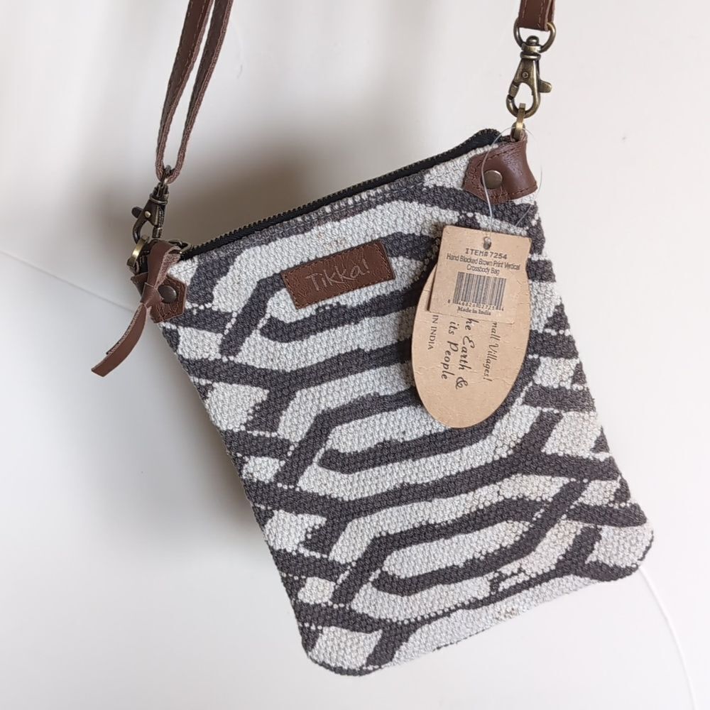 TIKKA Art Studio Company Hand Blocked Cotton/Leather Dhurrie Crossbody Bag NWT
